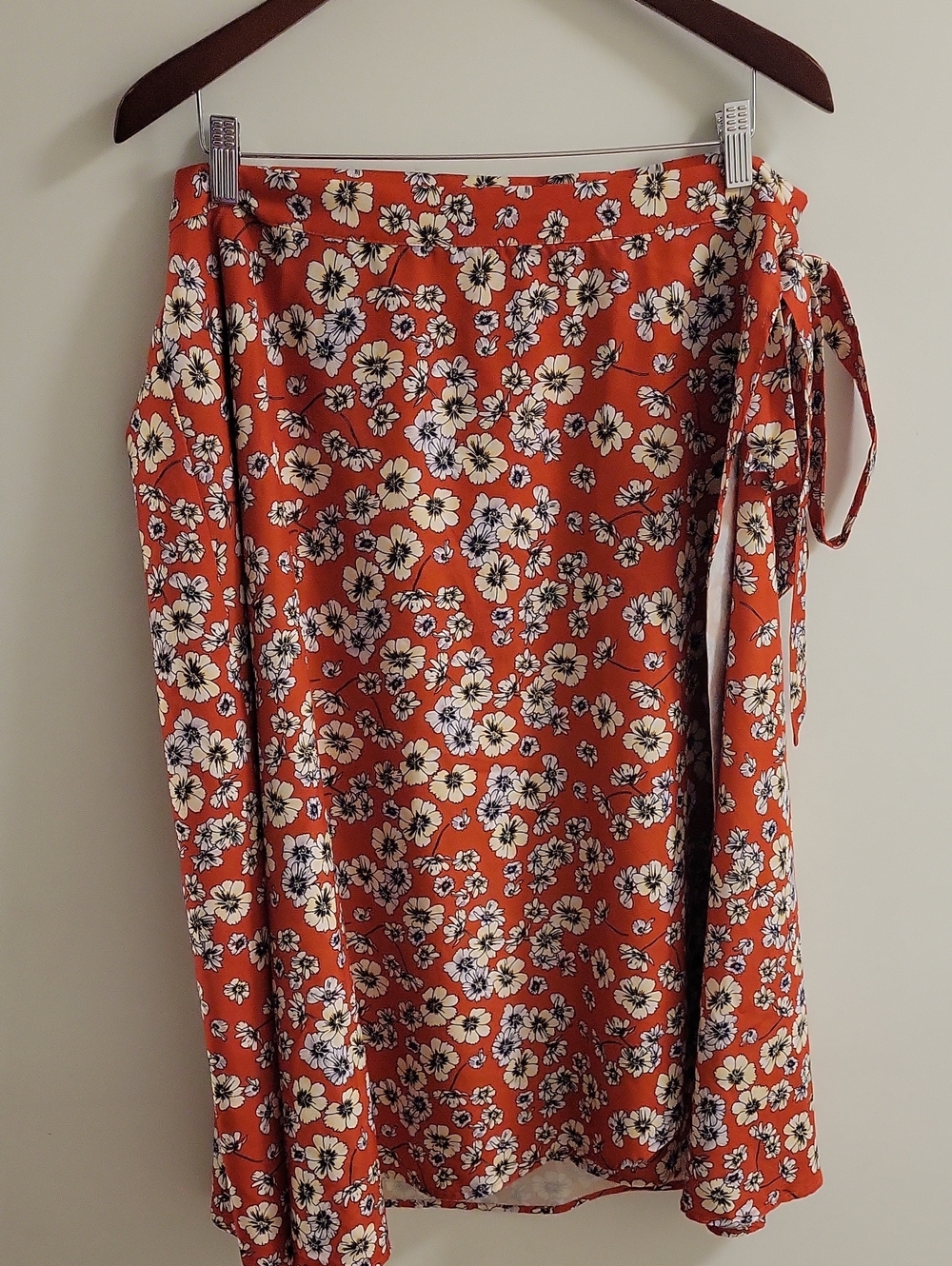 Floral‎ Tie-Waist Wrap Skirt in Burnt Orange Size 3x